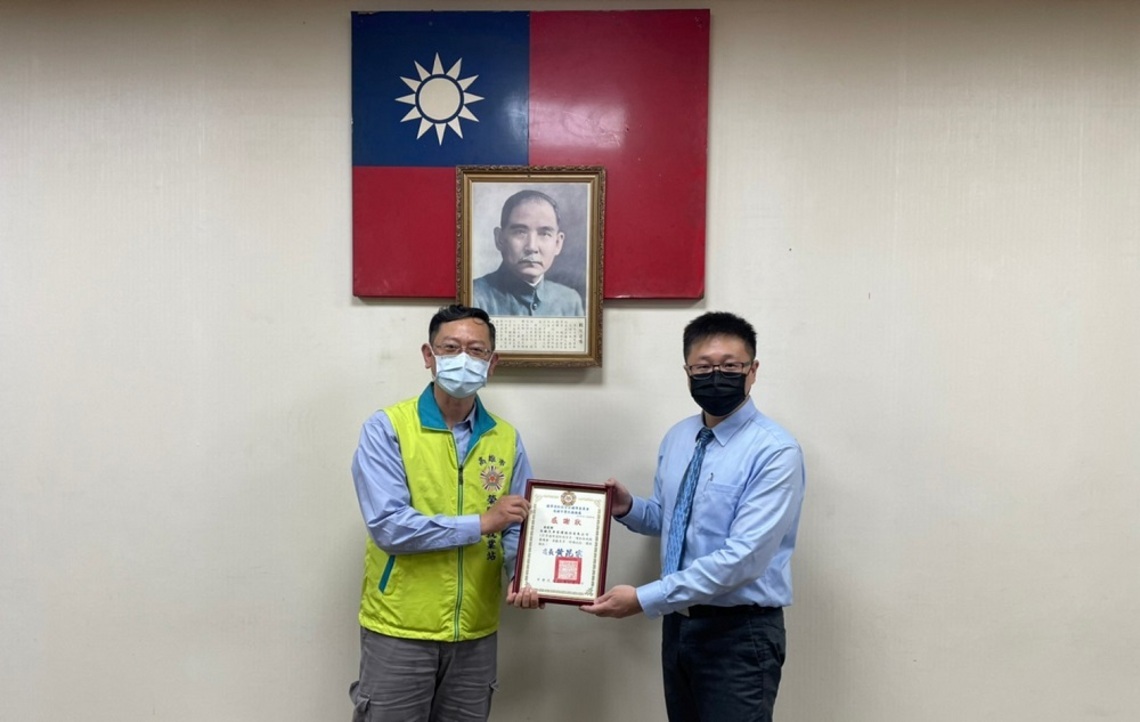 企業進用退除役官兵 高市榮服處致贈感謝狀
