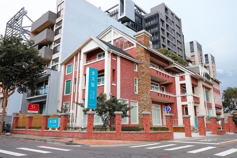 ▲圖:竹北門市外觀。(圖/ 坐又銘提供)