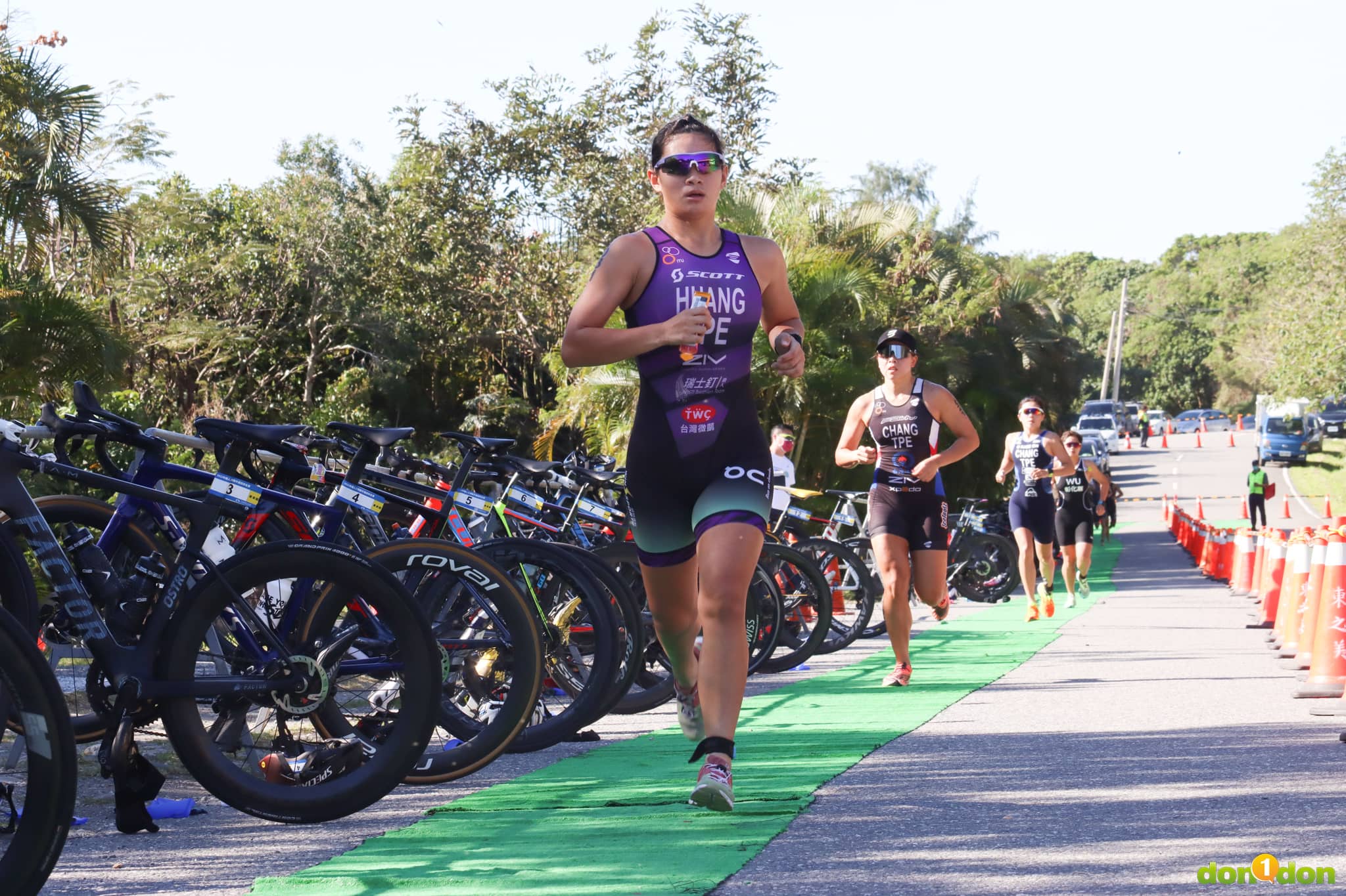 黃于嫣轉換快速,是最先進入T2的女子菁英選手
