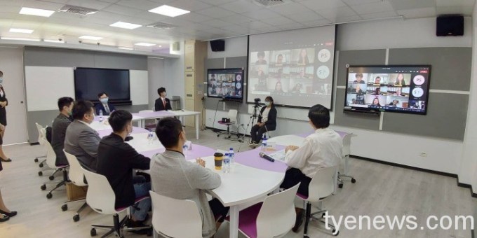 國際競爭力UP!元智大學管理學院通過AACSB維持認證 14 校友與委員訪視線上連線參與