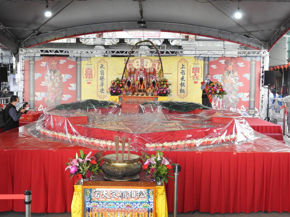 南投受天宮元宵米糕桃開香大典 8800台斤米糕16日分送呷平安