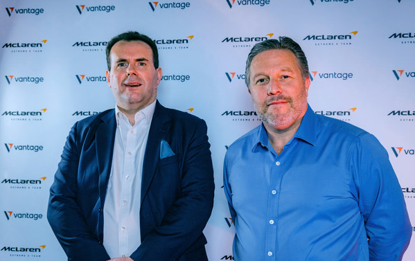 Vantage英國行政總裁David Shayer和McLaren Racing行政總裁Zak Brown Vantage英國行政總裁David Shayer和McLaren Racing行政總裁Zak Brown