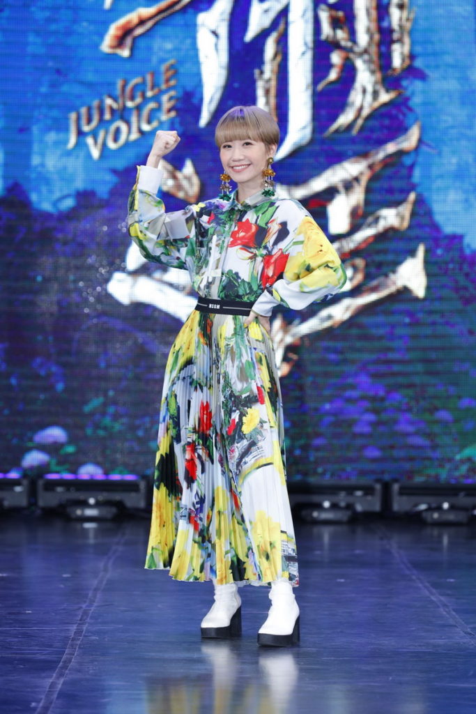 主持人Lulu(圖/聲林之王3/預錄現場照,非管制期間內拍攝)