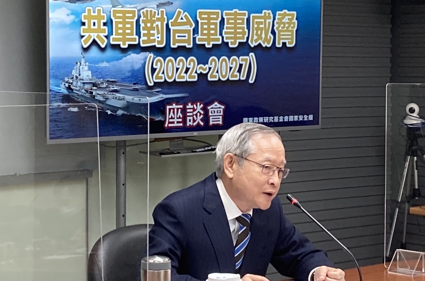 俄烏局勢/學者:戰爭危機已過 俄國普丁終止烏克蘭的北約美夢 52 前國民黨立委、國政基金會國安組召集人林郁方今(17)日分析,烏克蘭邊境的大規模戰爭危機已過,俄國的普丁終止了烏克蘭加入北約的美夢。