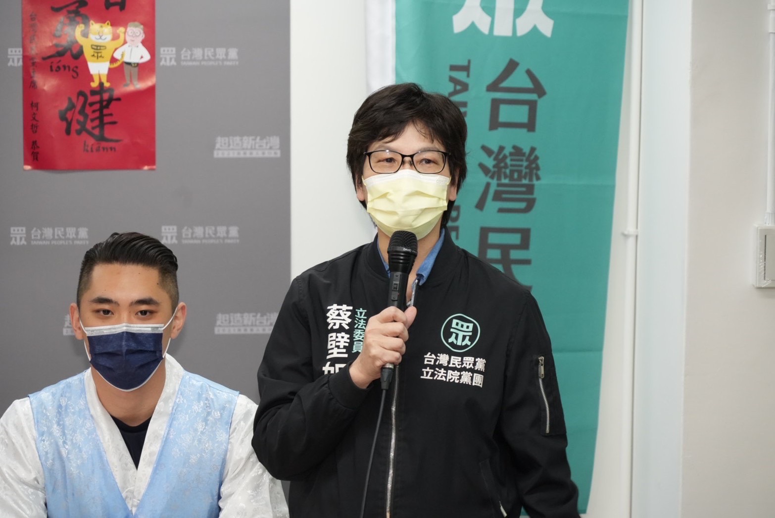 黃珊珊「豬頭」是影射陳時中?蔡壁如:蔣萬安這麼帥!不是他 64 黃珊珊「豬頭」是影射陳時中?蔡壁如:蔣萬安這麼帥!不是他