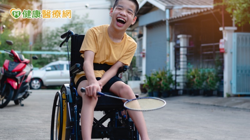 2022年罕病《羽球體驗營》開跑 與金牌國手共同揮拍!