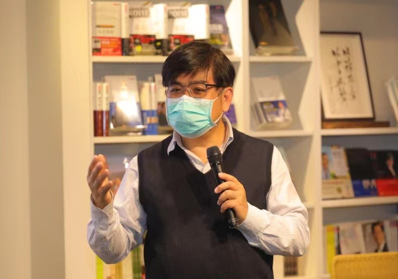 中山大學EMBA執行長林豪傑。