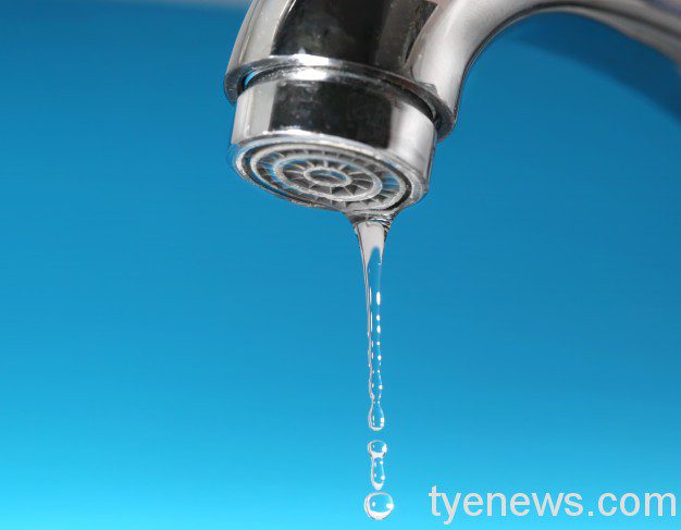 停水 水公司 faucet with drops 88401 3