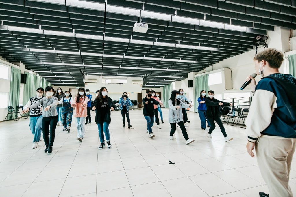 歌劇院藝術進校2021年彰化藝術高中課堂呈現彩排指導(圖/歌劇院提供)