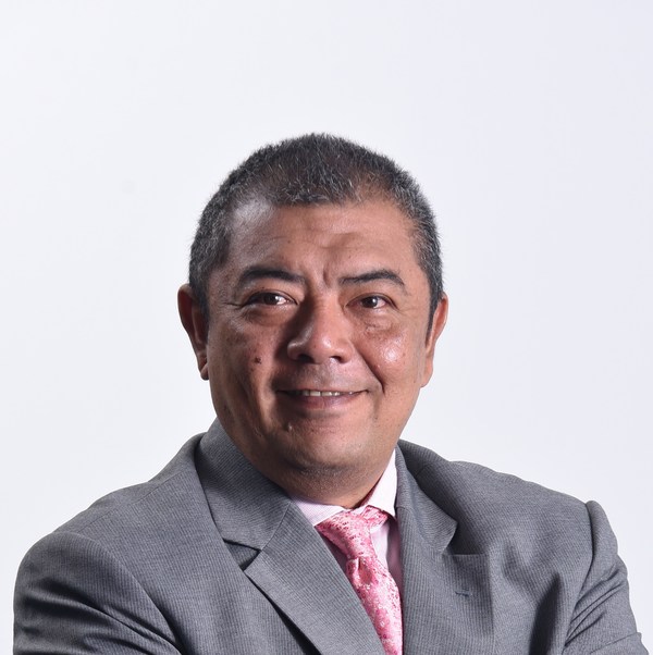 Cuscapi Berhad 執行主席拿督再也古瑪 Cuscapi Berhad 執行主席拿督再也古瑪