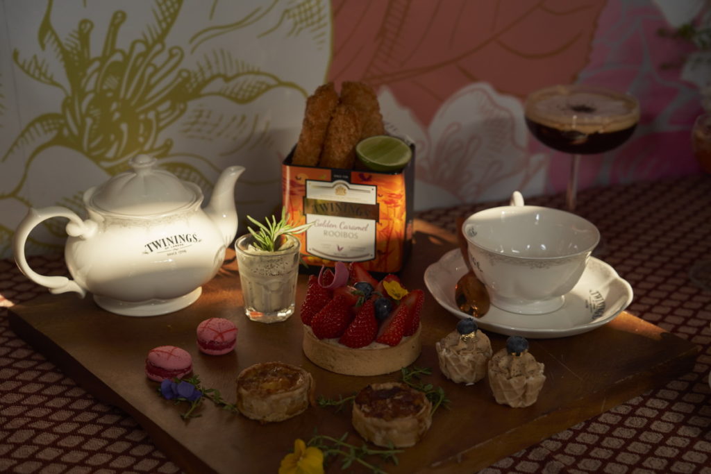 小宇宙餐酒館全新推出Twining木板下午茶組