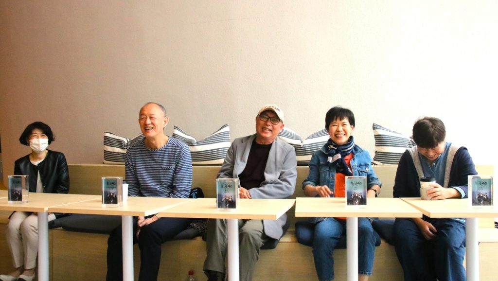 歌劇院藝術總監邱瑗、蘭陵團長兼導演暨編劇統籌 金士傑、演員鄧安寧、賀四英、柯清心(阿多)等現場座談。(圖/陳惠玲攝影)
