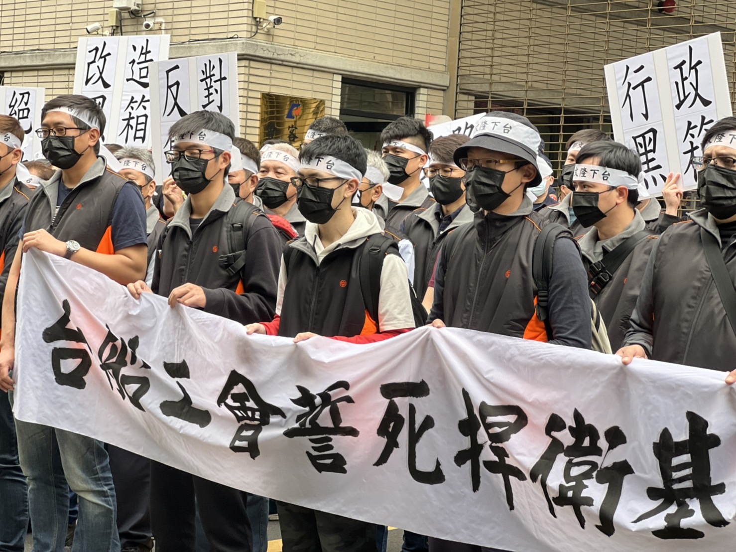 基隆廠人力縮減憂失去造艦能力 蔡適應、童子瑋盼經濟部解決 98 S 37519387