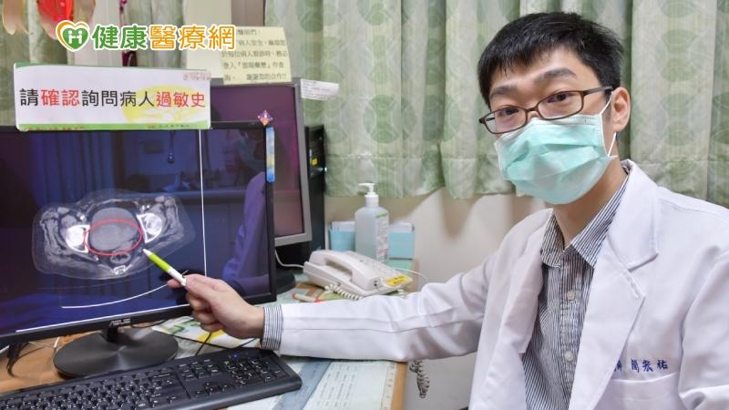 8旬嬤頻繁血尿沒改善 竟藏泌尿道腫瘤