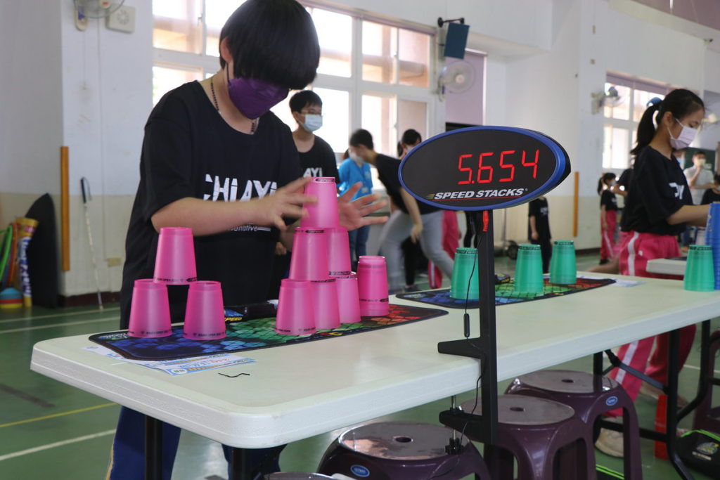 育人國小陳采稼同學