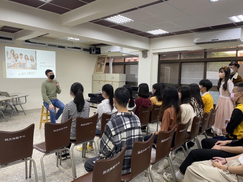 「龍騰虎躍，綻放歲月」南大舉辦親善大使團期初活動