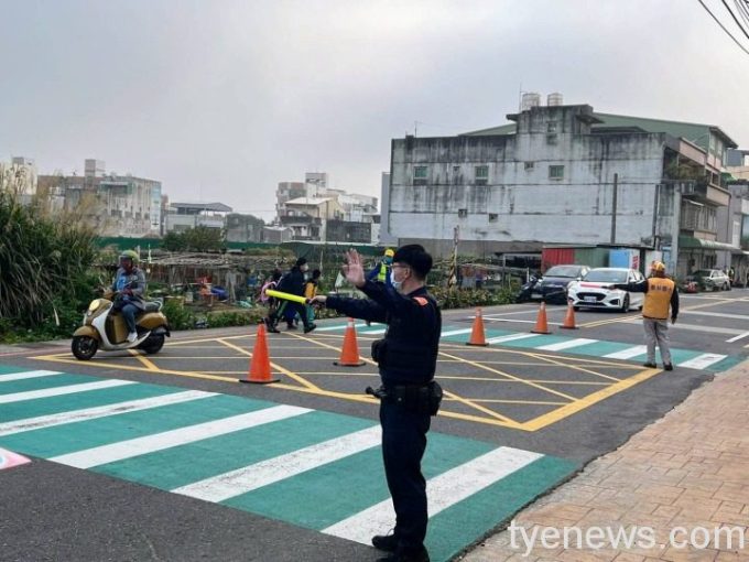 117058