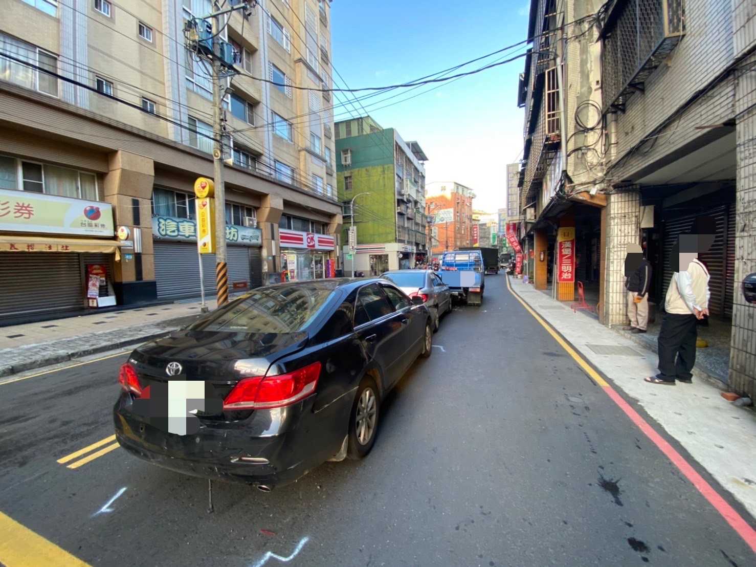 上班時段4車連環撞 警20分鐘排除恢復交通順暢