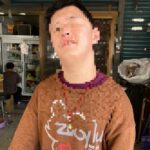 ▲有唐氏症及雙腳萎縮的身障男子獨自在外遊蕩，霧峰員警獲報後前往關心 (圖/台中霧峰分局 提供)