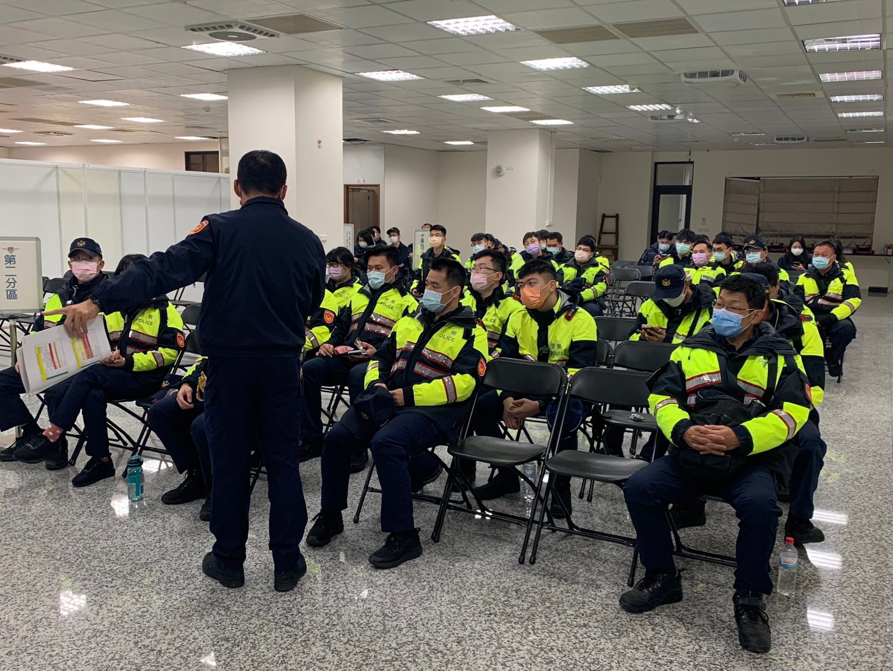 違比例原則/女老師拒盤查遭警上手銬腳鐐 監院糾正中壢分局 60 270189383 4749134235123328 661994784776881430 n