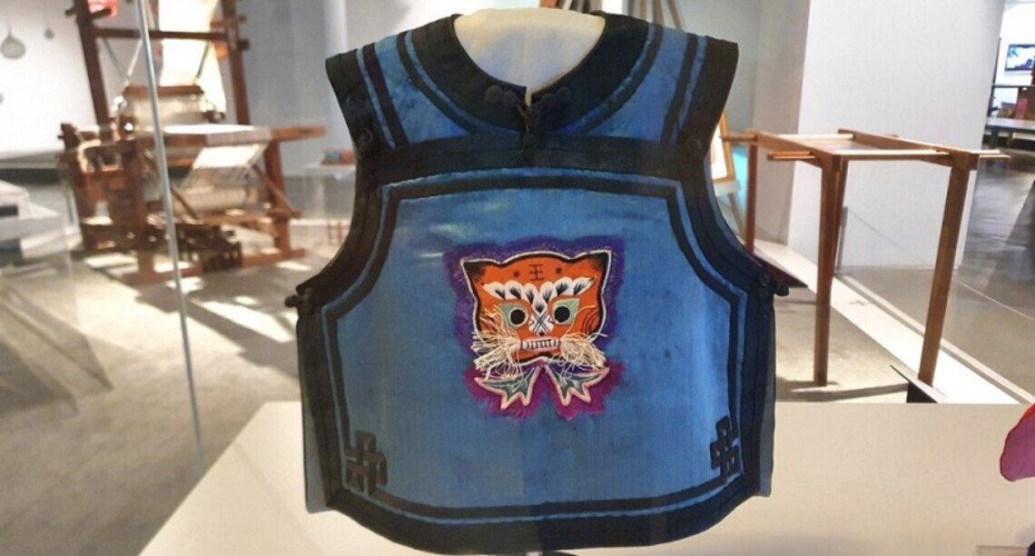 「清代男童虎紋背心」好萌！ 纖維工藝博物館虎紋系列珍藏超吸睛