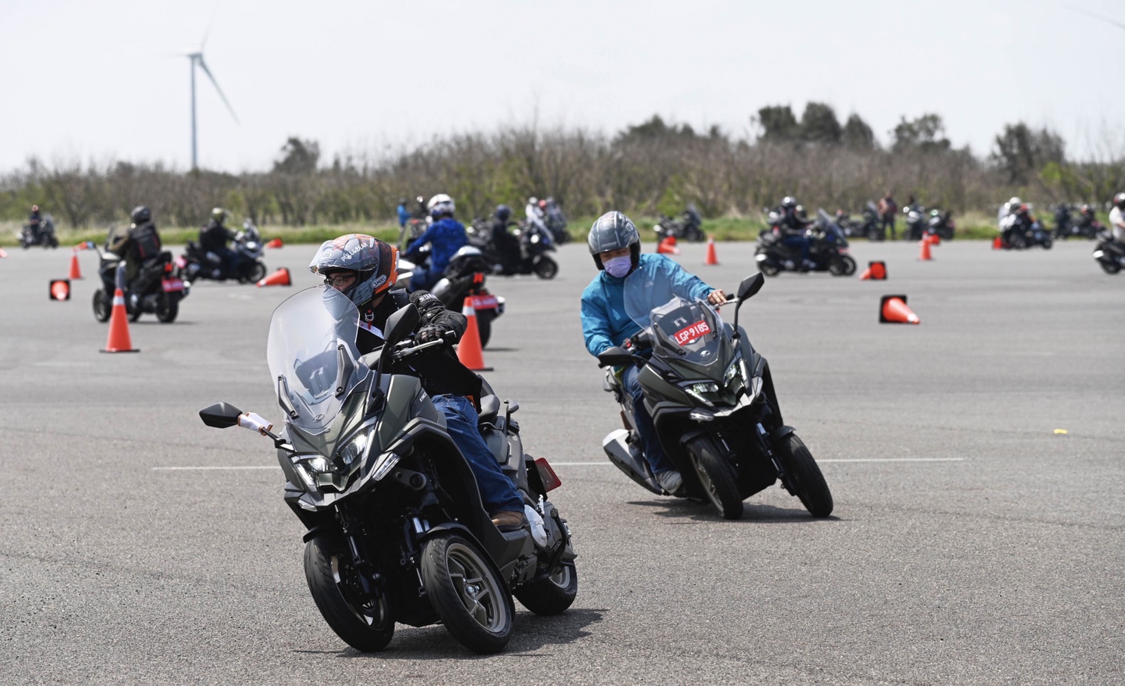 KYMCO CV3開賣三個月破億元銷售新績 全球首批交車盛典柯俊斌親自授鑰