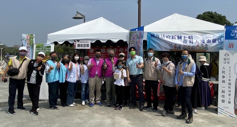 「森活的碳循 廉手植樹減碳」嘉義林管處與嘉義地院廉政宣導