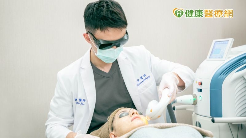零瑕疵的濾鏡肌膚,選對「光」做得到