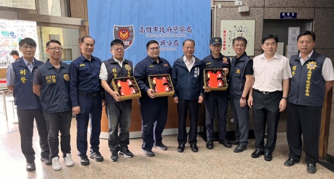 新興警迅速偵破槍擊案 局長頒發破案茶鼓勵同仁辛勞