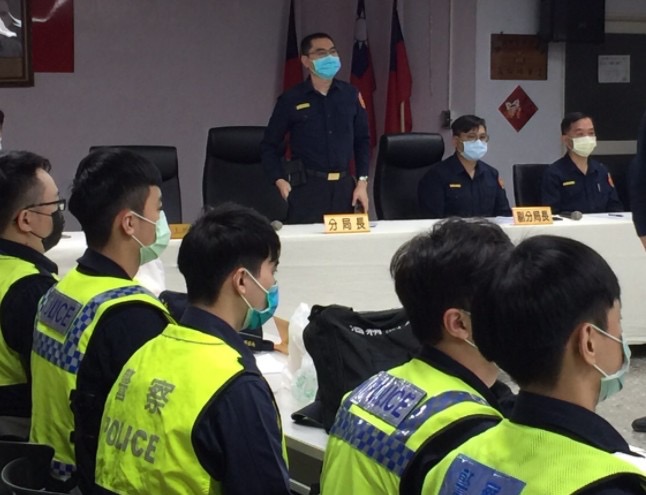 圖片說明:永和分局辦理新進人員實務訓練及提升執勤安全訓練。(記者馬治薇翻攝)