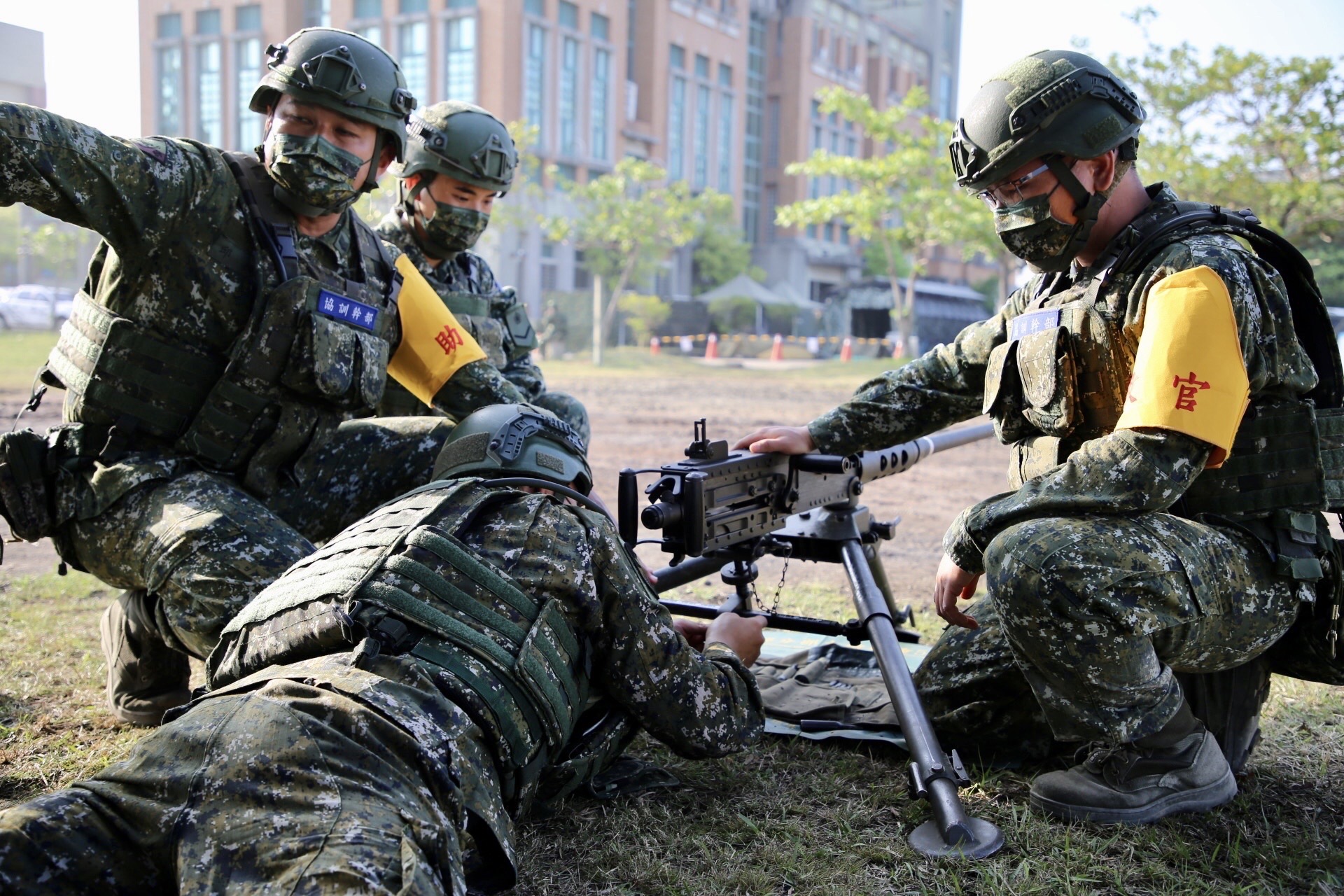 步兵第203旅砲兵營教召專長複訓及戰傷急救訓練,強化專業戰鬥技能