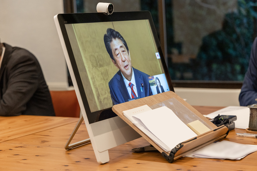 臺灣有事等於日本有事?安倍晉三:個人危機感的陳述方法 68 總統蔡英文3月22日與前日本首相安倍晉三進行視訊對談。(3)
