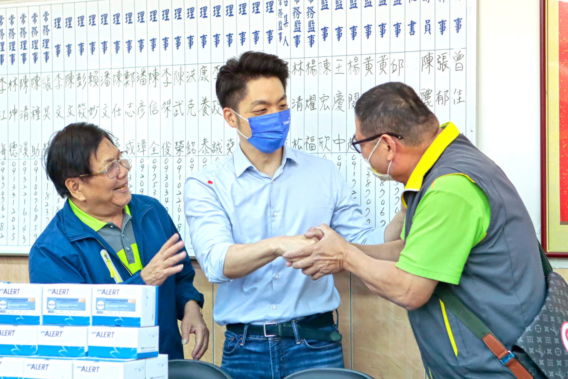 北市選情/母雞弱國民黨議員靠自己 顧聲勢吃豆腐成「柯友友」? 55 蔣萬安