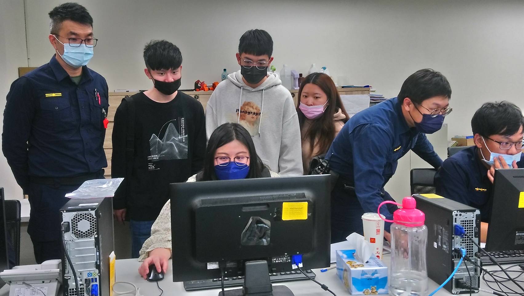 圖片說明:新北警局政風室提供大學生公務生涯體驗。(記者戴昱弘翻攝)