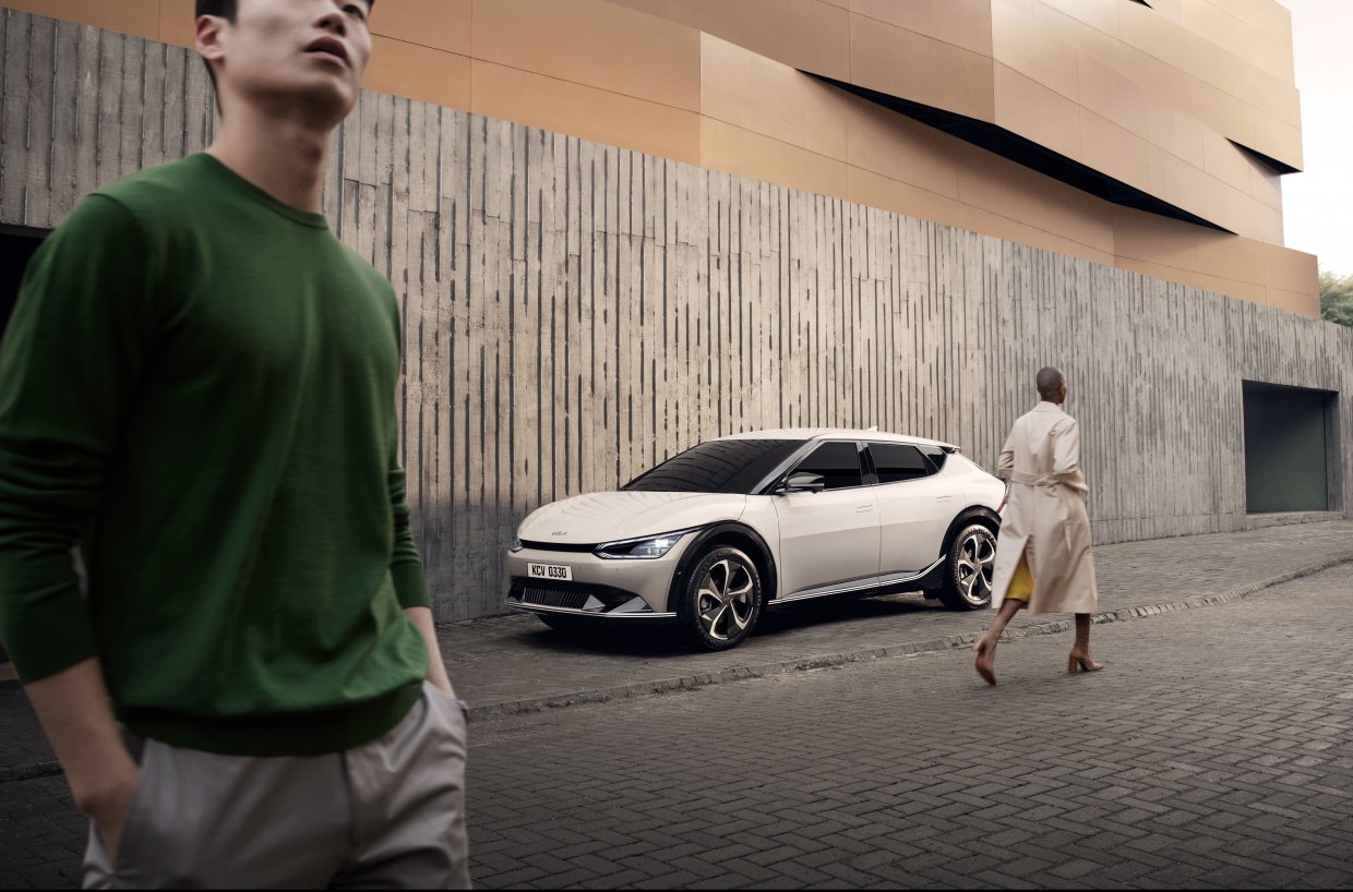 2 The Kia EV6具體實現「Movement That Inspires 移動•啟發人心」 的品牌精神，帶領所有前瞻車主邁入未來元宇宙的嶄新世界。