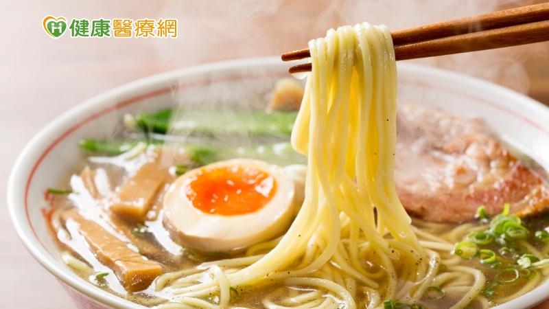 吃太鹹會洗腎?醫:其實「吃這個」後果才嚴重