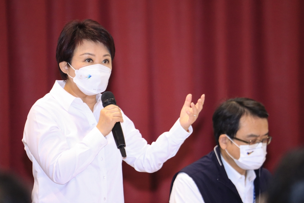18歲公民權修憲案立法院表決通過 盧秀燕:符合社會期待 52 台中市長盧秀燕針對立法院通過18歲公民權修憲案,表示符合社會期待。