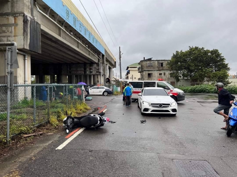 路口事故多 警籲汽機車遵守慢看停保平安