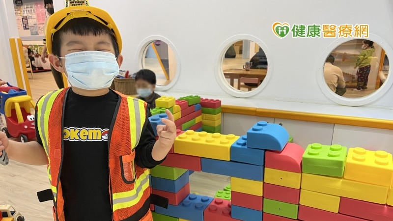 疫情下育兒壓力大 善用資源穩固親子關係
