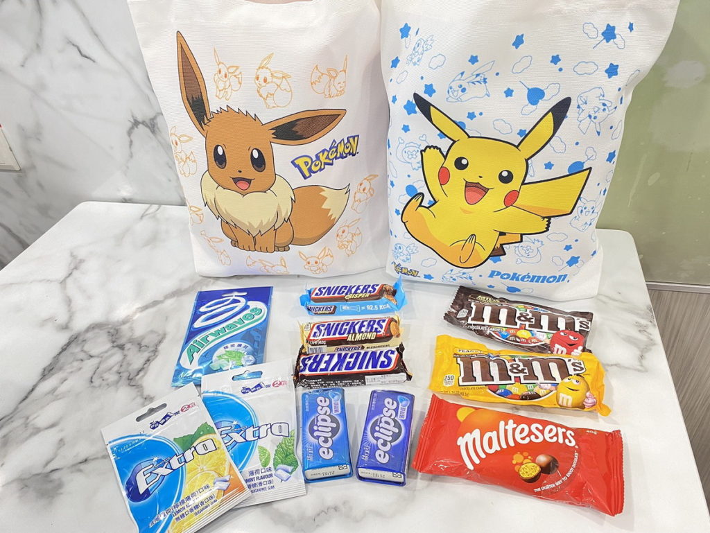到 7-ELEVEN購買M&Ms、麥提莎等六大品牌指定品項還可加價49元即享「寶可夢萌遊提袋」乙個