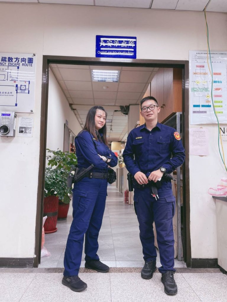北投分局長安派出所警員李沛珊、黃柏智。