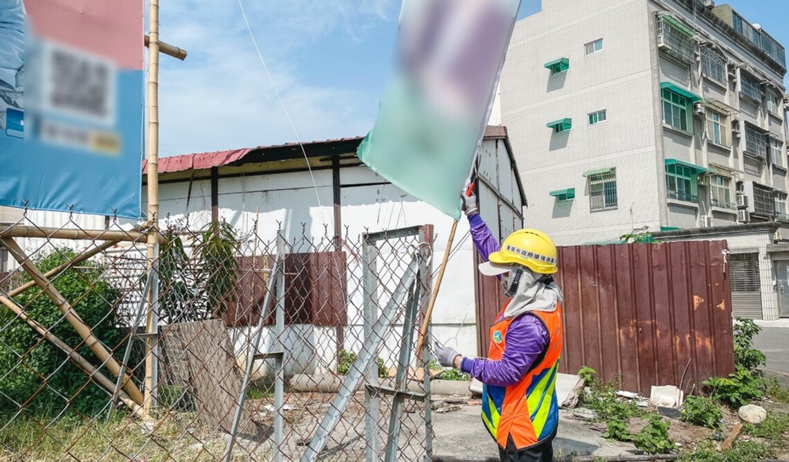 台南違規選舉廣告暴增