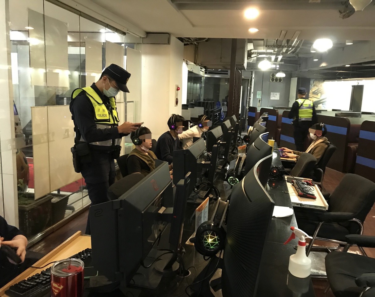 圖片說明:士林分局針對轄內特定娛樂場所實施宣(勸)導,並將於4月1日起規劃查察勤務加強查核。(記者徐歆媛翻攝)