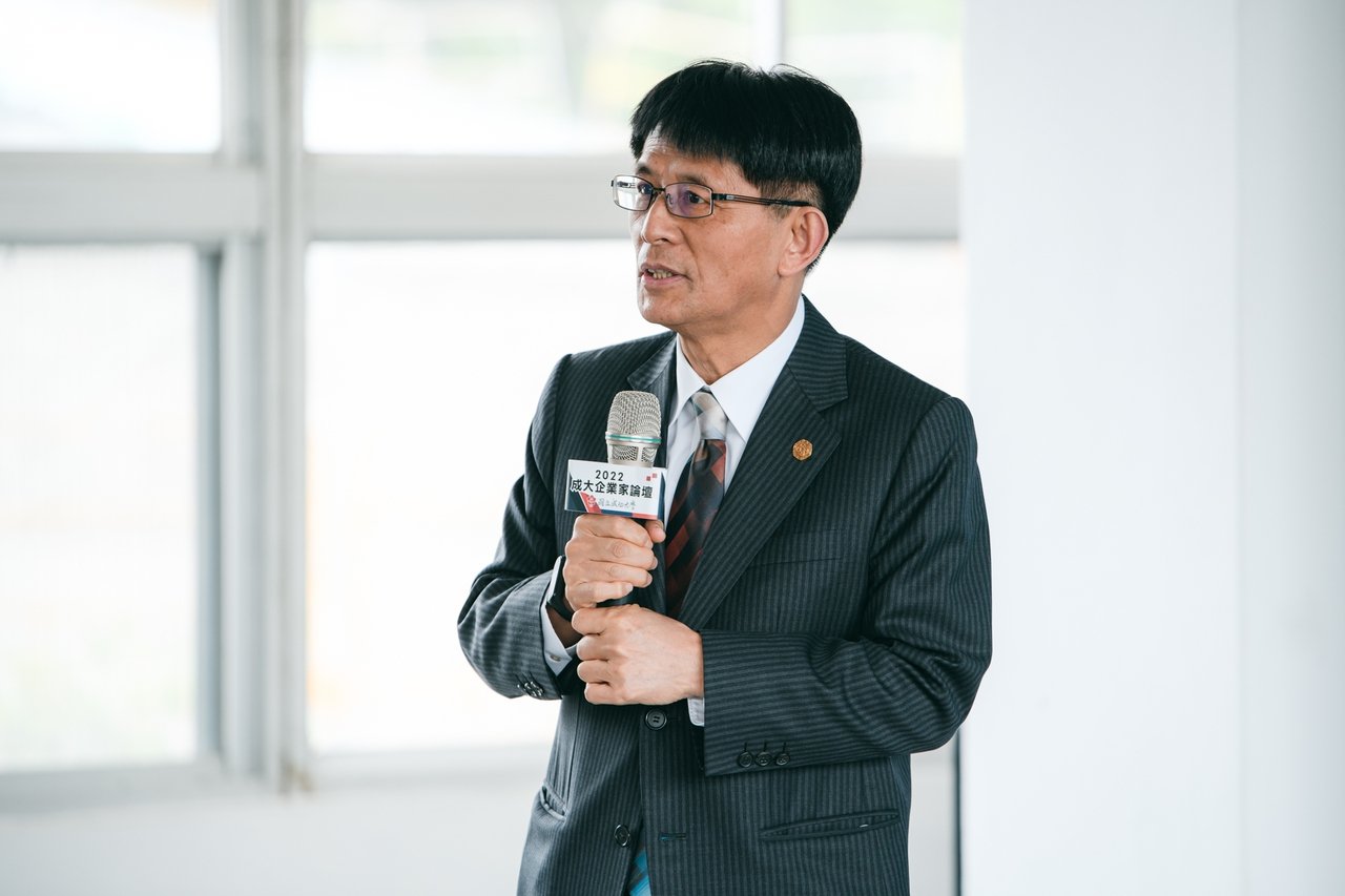 中租控股董事長陳鳳龍。 成大/提供