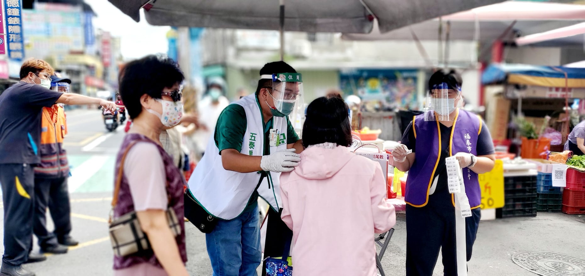 【有影】五泰房屋獲新北績優防災企業 與泰山區公所簽屬防災備忘錄回饋社會 54 五泰房屋獲新北績優防災企業 與泰山區公所簽屬防災備忘錄回饋社會