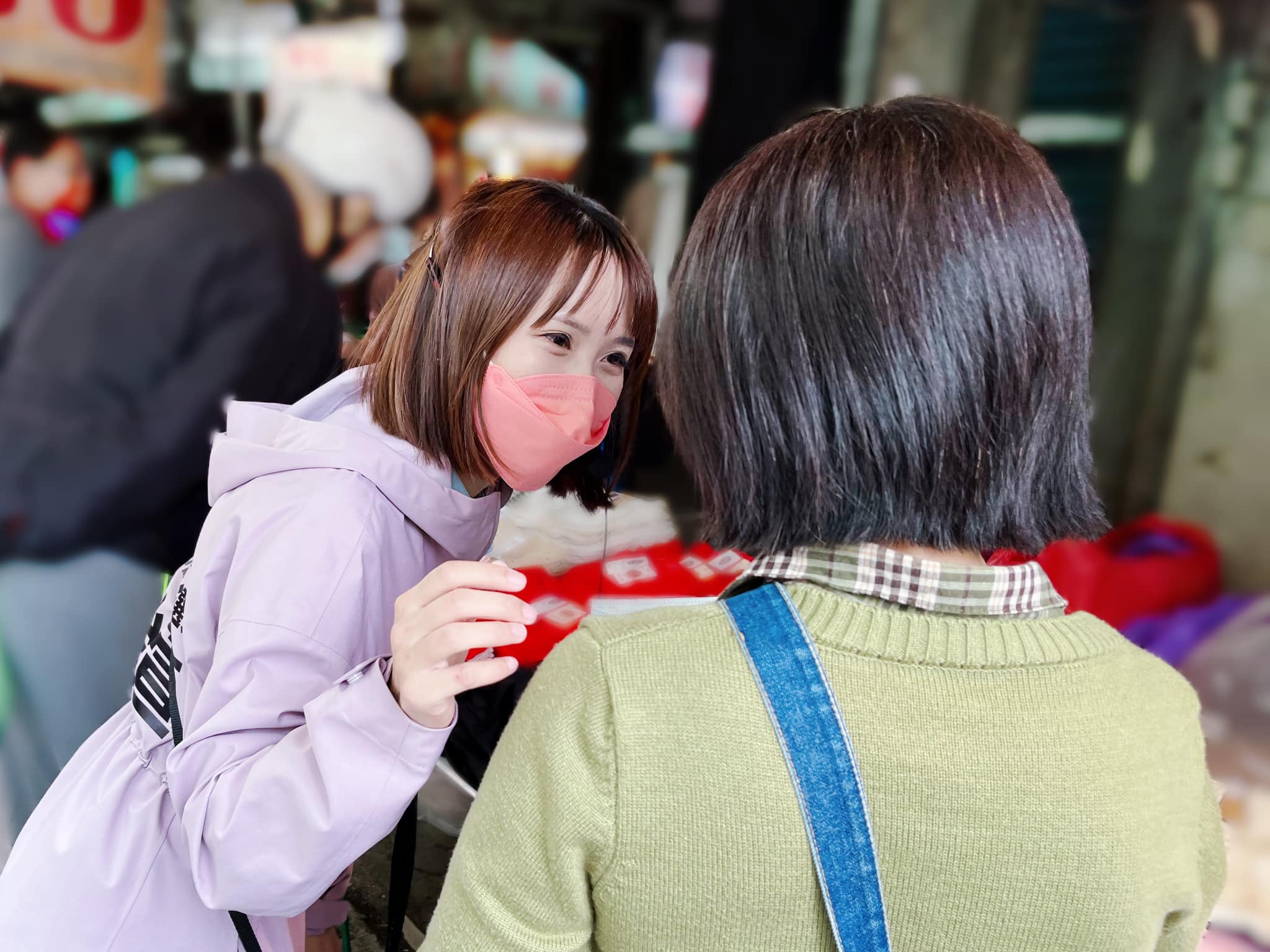 傳「棄蔣保黃」藍營焦慮?吳怡萱:有些廣告掛張亞中而非蔣萬安 56 民眾黨台北市議員參選人吳怡萱 1