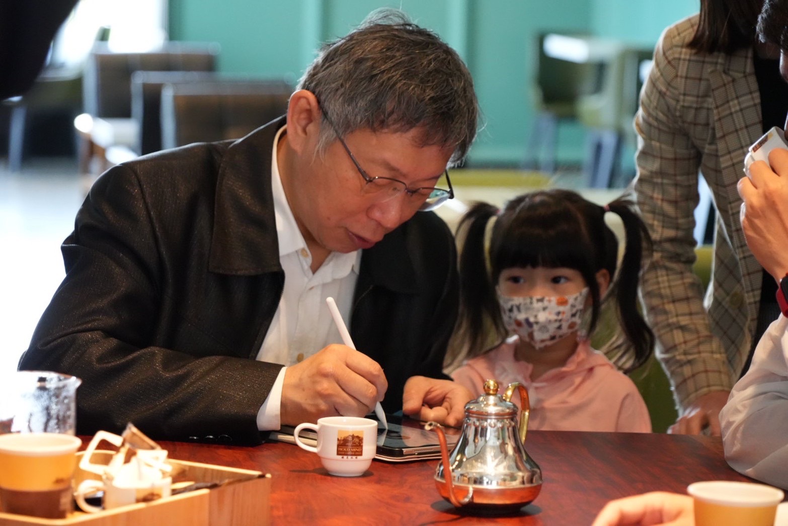 【有影】台灣模式?柯文哲:未來確診數恐不是陳時中說了算 由民進黨選戰小組決定 68 台灣模式?柯文哲:未來確診數恐不是陳時中說了算 由民進黨選戰小組決定
