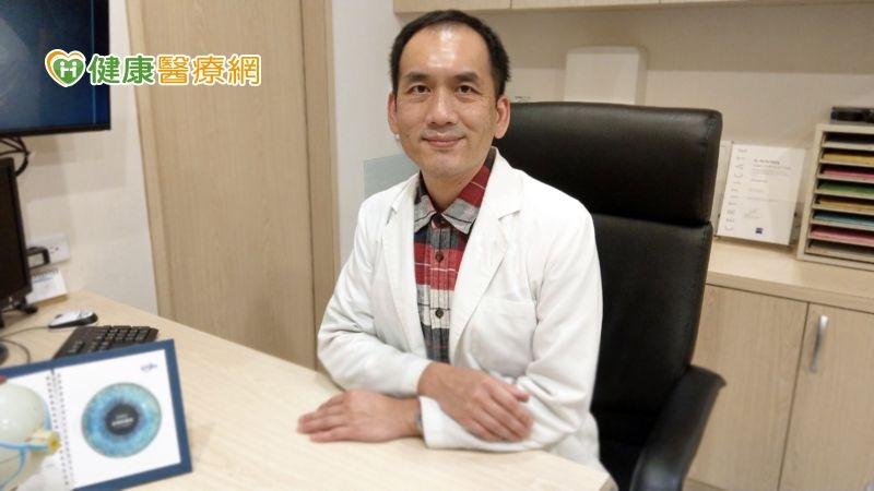 工程師專注神情總藏在厚重鏡片後? 近視雷射助擺脫