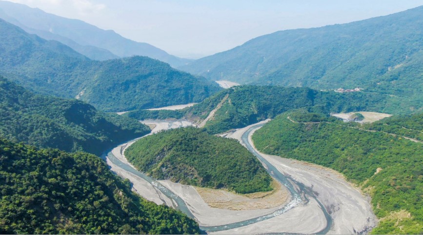 ▲茂林國家風景區擁有珍貴環流丘地形的蛇頭山 (圖/交通部觀光局 提供)