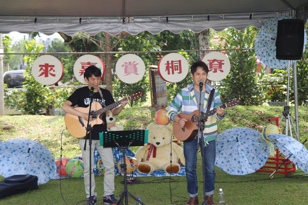 金曲歌王羅文裕演唱